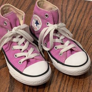 Converse Chuck Taylor All Star High Top Kid Sz 11 purple Lavender Preowned